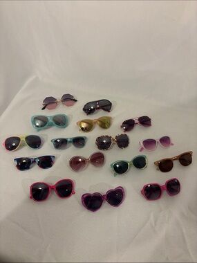 16 pairs of Cotton Candy Kids Sunglasses Assorted Pink Purple Blue Green Brown